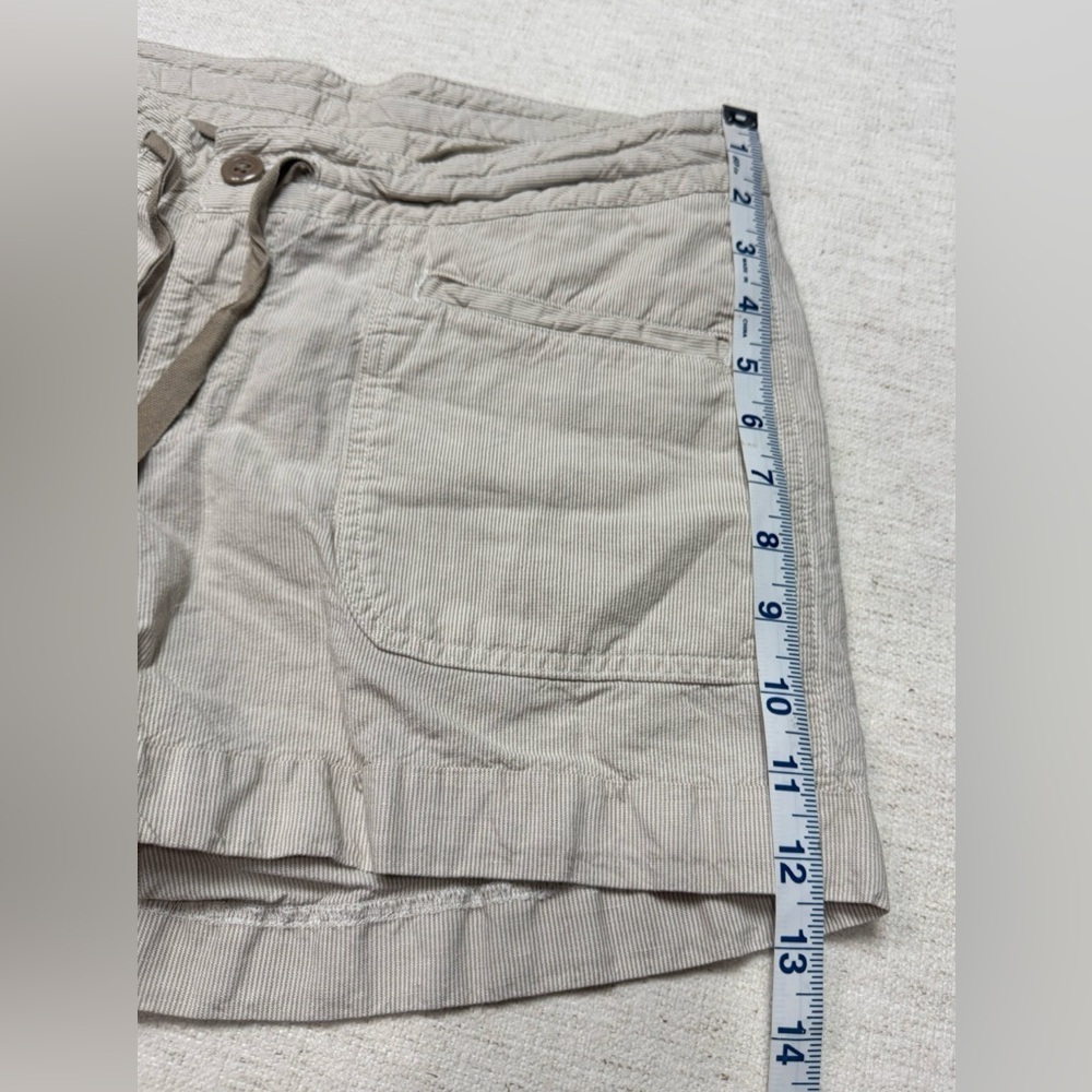The North Face Women’s Tan Khaki Shorts 8 Linen Cotton Blend Outdoor Hiking - Picture 3 of 6